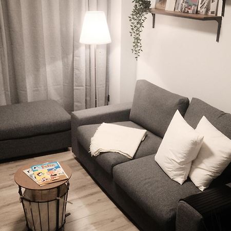 Tiny House : Felix The Cat Apartment ลา-โรช-ออง-อาร์เดน ภายนอก รูปภาพ