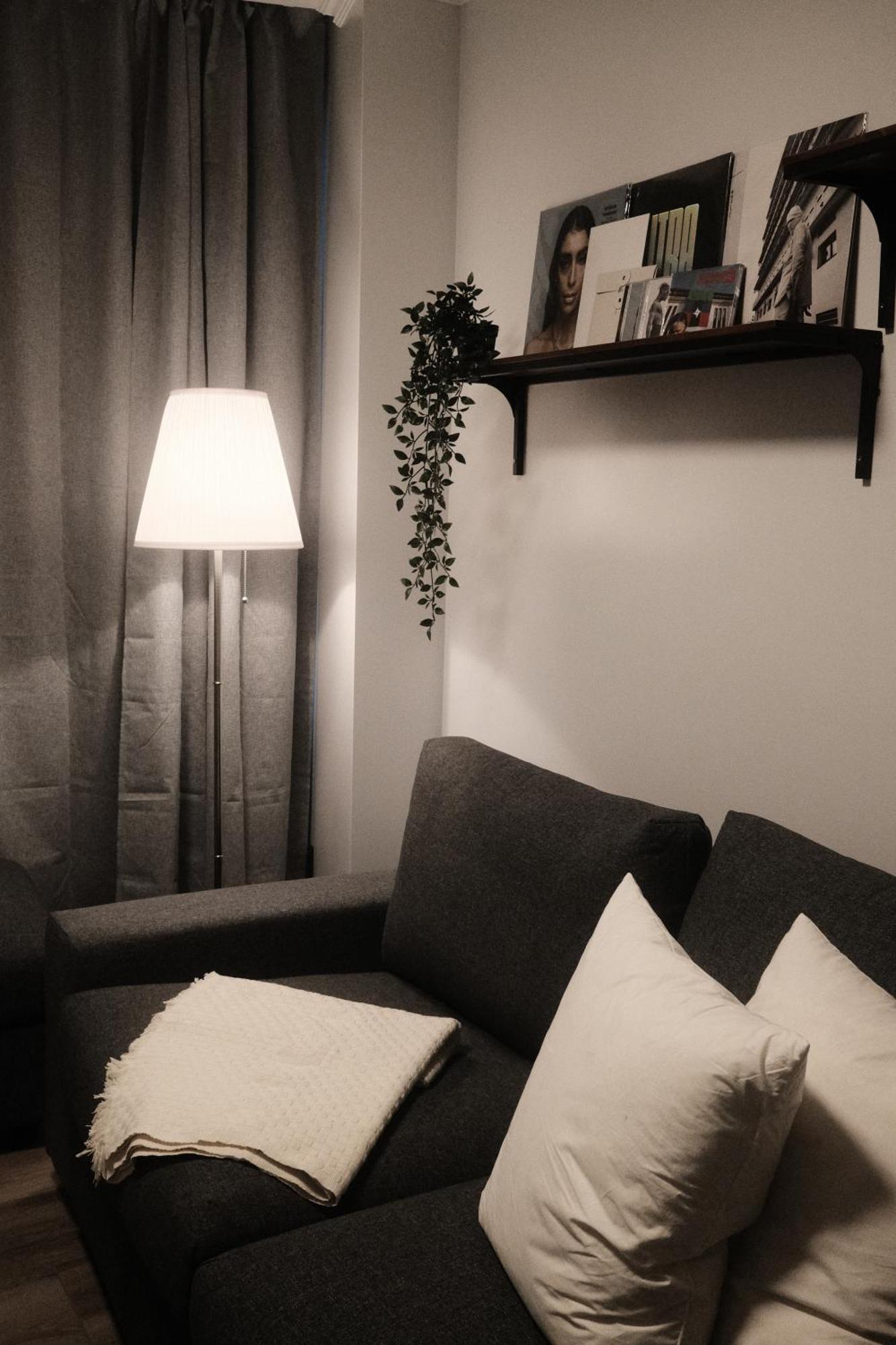 Tiny House : Felix The Cat Apartment ลา-โรช-ออง-อาร์เดน ภายนอก รูปภาพ
