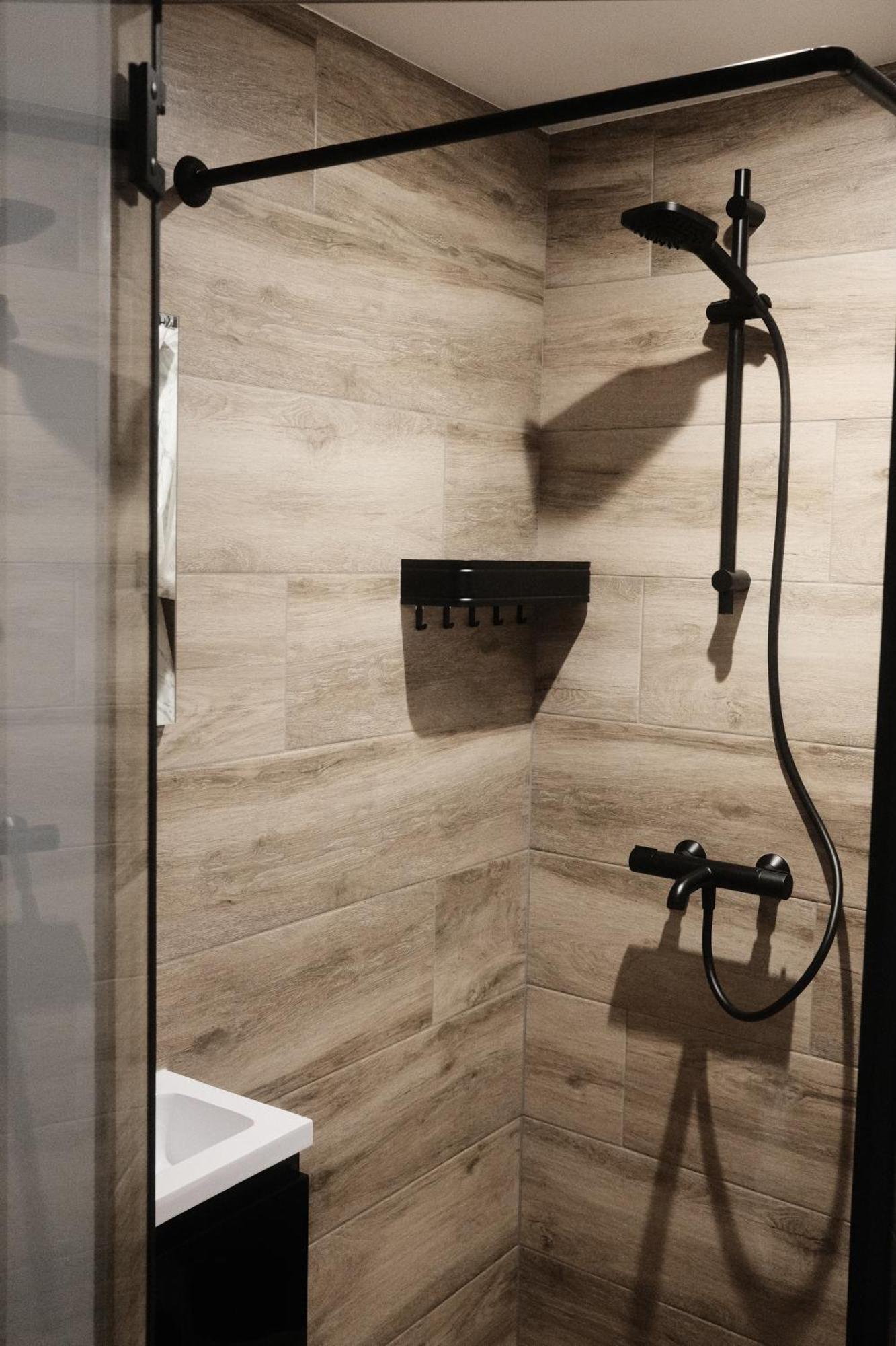 Tiny House : Felix The Cat Apartment ลา-โรช-ออง-อาร์เดน ภายนอก รูปภาพ